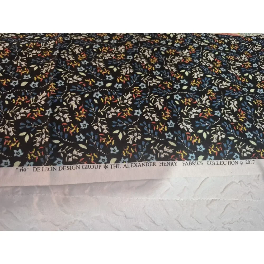 💥 Alexander Henry Fabric Rio Panel Birds Cotton Quilt Fabric A4